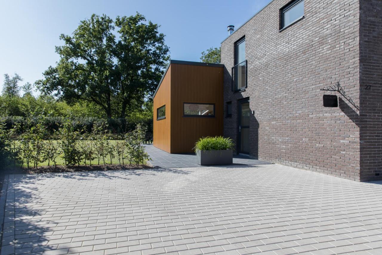 Vakantiehuis Eikzicht Gelegen Aan Het Bos Elsloo  Buitenkant foto